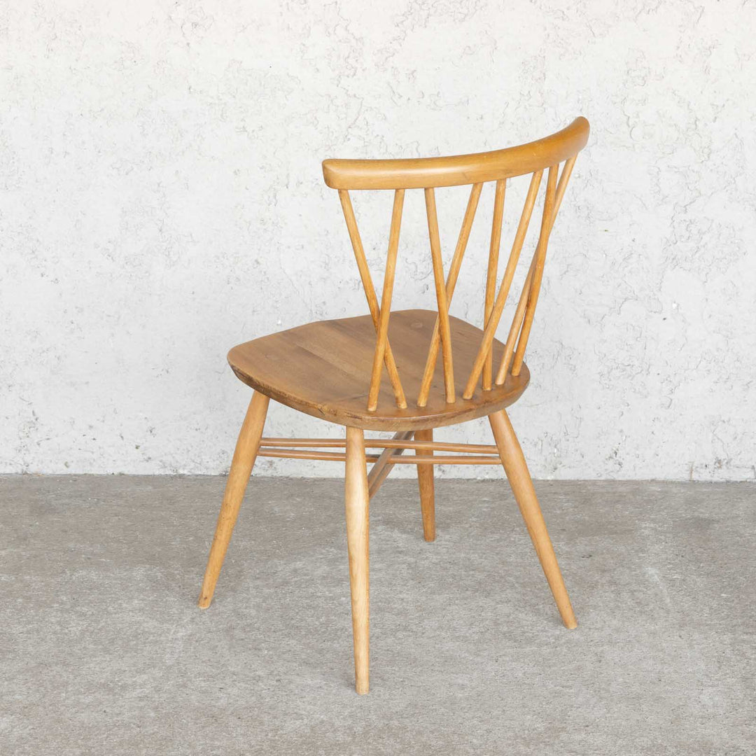 英国【ERCOL アーコール】交差したスポークが特徴的 ラティスチェア Windsor ウインザー /22E-7[m]