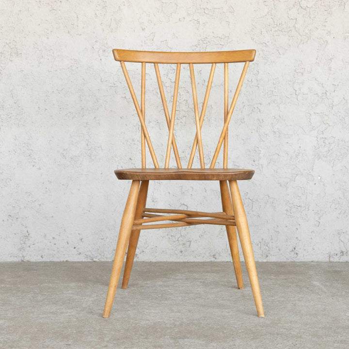 英国【ERCOL アーコール】交差したスポークが特徴的 ラティスチェア Windsor ウインザー /22E-7[m]