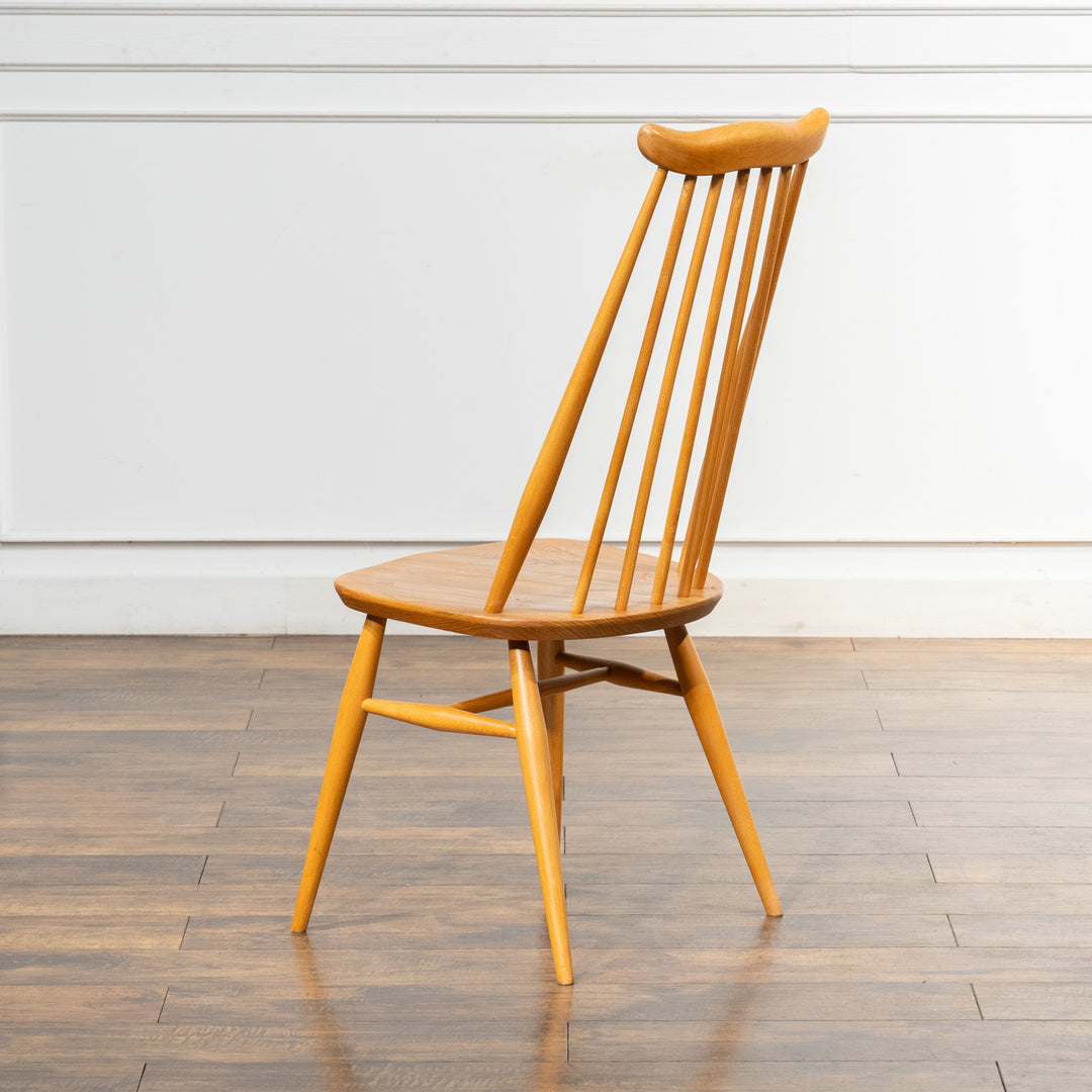 英国【ERCOL アーコール】洗練された佇まい ゴールドスミスチェア No.369 Windsor ウインザー /22I-10[m]