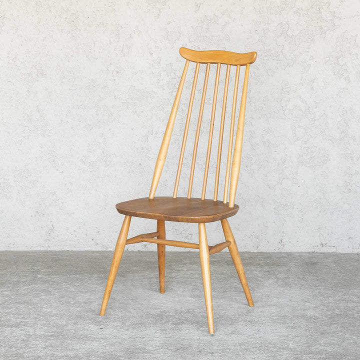 英国【ERCOL アーコール】洗練された佇まい ゴールドスミスチェア No.369 Windsor ウインザー /22I-18[m]