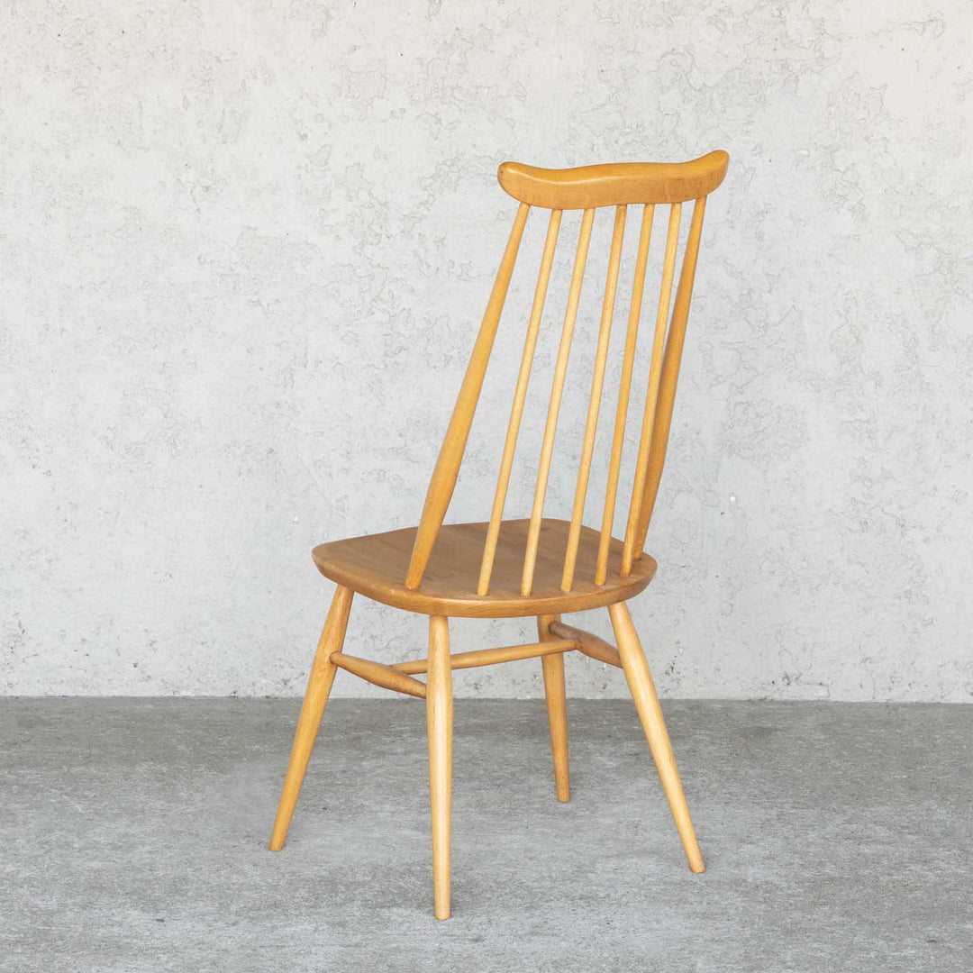 英国【ERCOL アーコール】洗練された佇まい ゴールドスミスチェア No.369 Windsor ウインザー /22I-19[m]