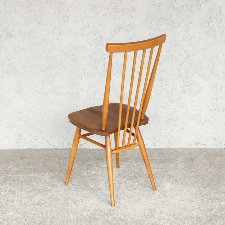 英国【ERCOL アーコール】シンプルで直線的なデザイン ハイバック スティックバックチェア No.608 Windsor ウインザー /22I-3[m]