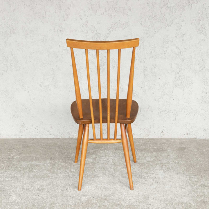 英国【ERCOL アーコール】シンプルで直線的なデザイン ハイバック スティックバックチェア No.608 Windsor ウインザー /22I-3[m]