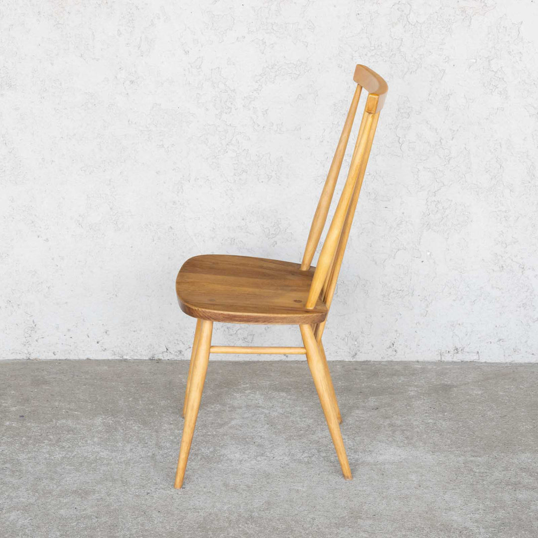 英国【ERCOL アーコール】シンプルで直線的なデザイン ハイバック スティックバックチェア No.608 Windsor ウインザー /22I-4[m]