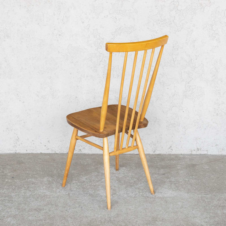 英国【ERCOL アーコール】シンプルで直線的なデザイン ハイバック スティックバックチェア No.608 Windsor ウインザー /22I-4[m]