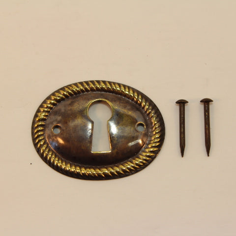 英国製 真鍮古美色 鍵穴金具（ キーホール金具 エスカッション）40×30