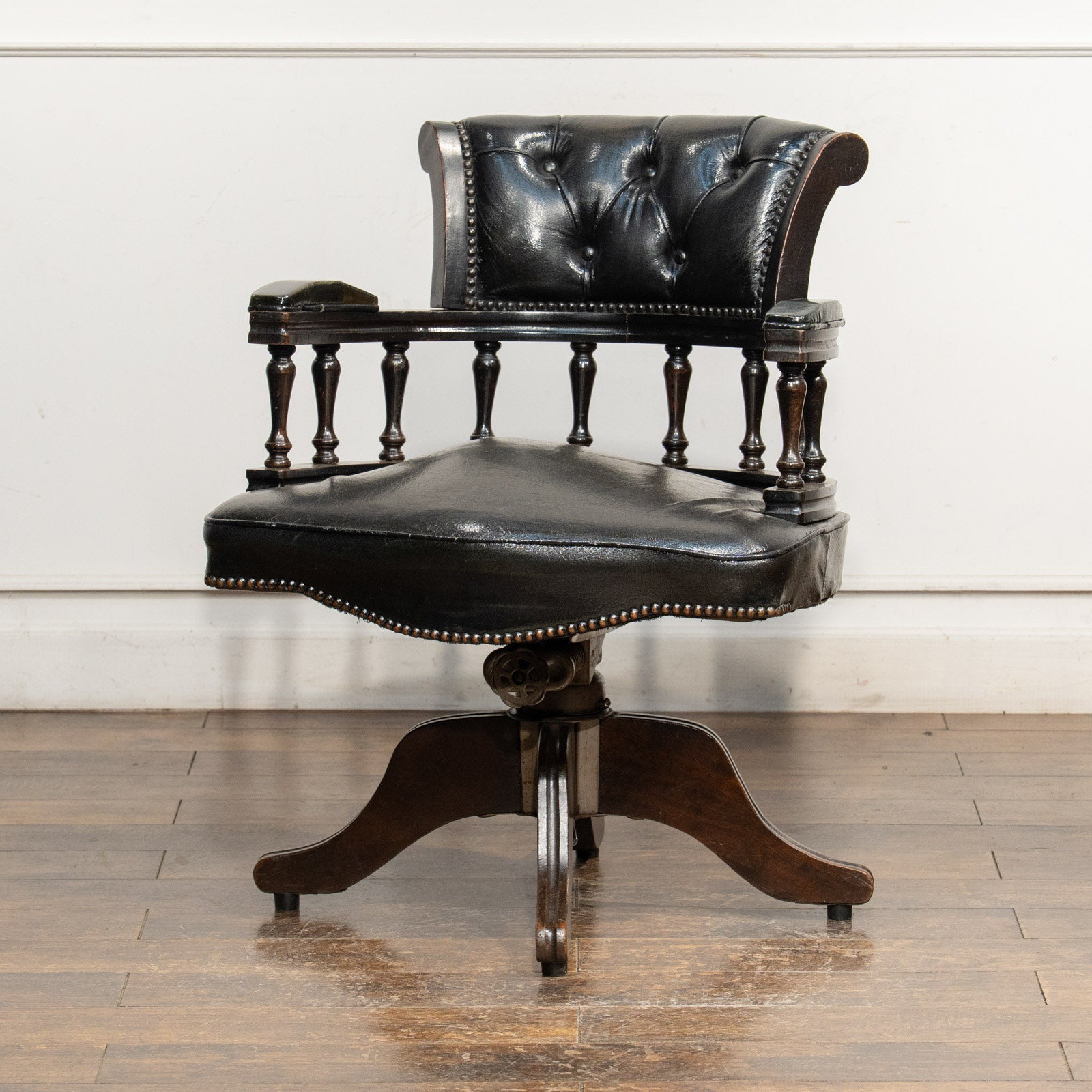 アンティークチェア・ヴィンテージチェア通販｜英国・北欧の名作椅子を