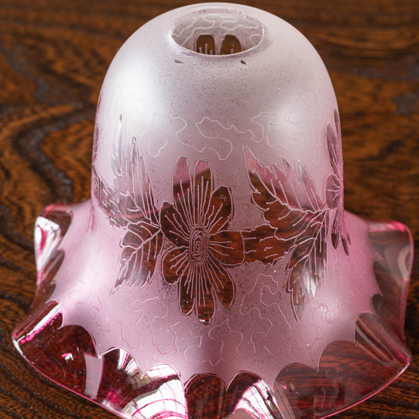 独特の花柄 クランベリー色のガラスシェード(シェード単品)[m]