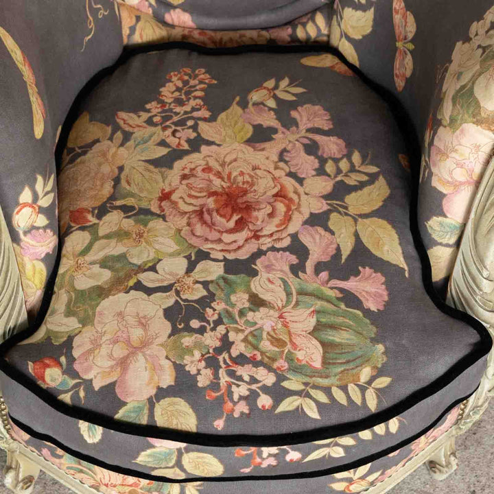 シックな花柄の張地にロココスタイルの装飾が華やか イタリアンソファ /14B[m]
