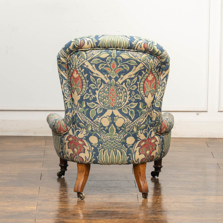 ウィリアムモリス生地を使ったゆったりとした座り心地 ナーシングチェア [グラナダDMCOGR201]