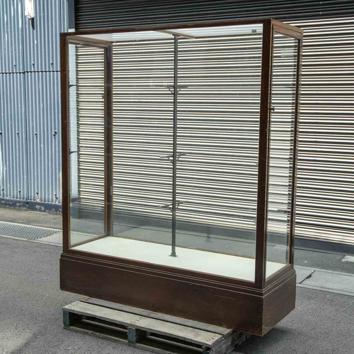背が高いものもディスプレイできる ガラスショーキャビネット 側面開口 /03L[m]