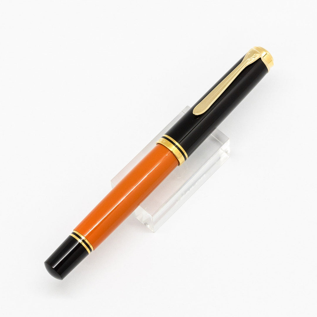 【Pelikan ペリカン /スーベレーン Ｍ800】限定1500本 特別生産品  濃く深いオレンジとブラックが落ち着いたシックな印象 バーントオレンジ 極細字 EF [万年筆][m]