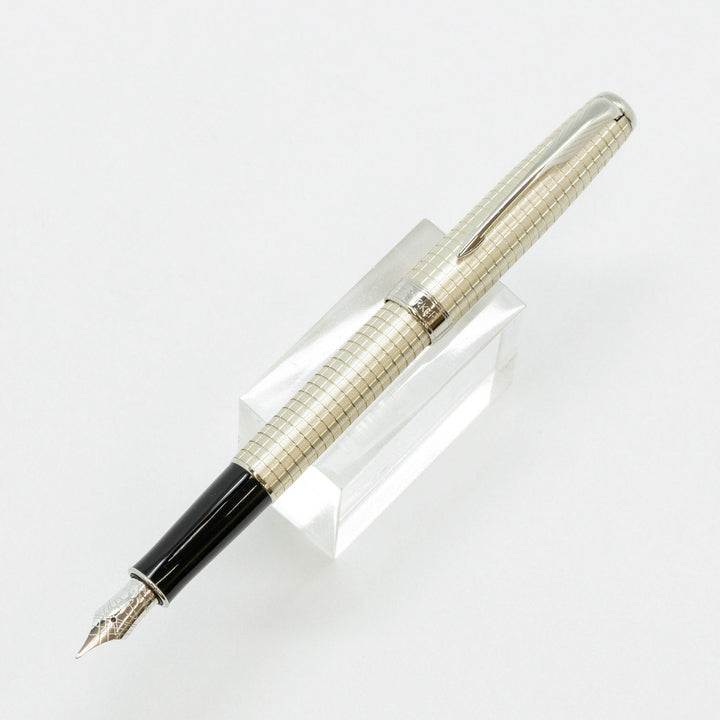 【PAKER パーカー /ソネット】サテン調のボディにシズレパターンをアレンジした プレシャス スターリングシルバー 細字 F ※ペン先調整済 [万年筆][m]