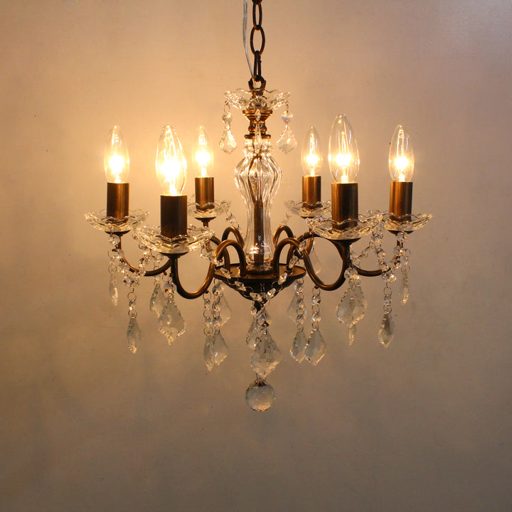 アンティークのような存在感  6灯シャンデリア