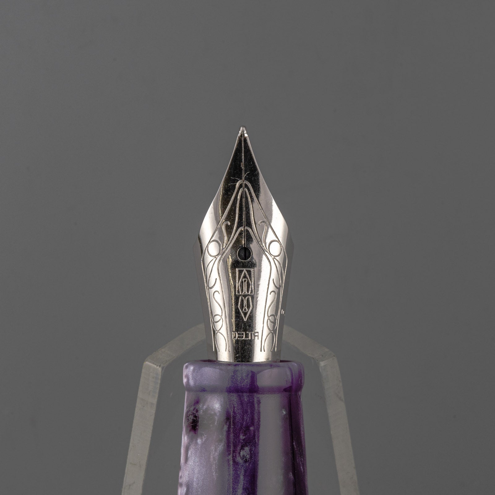 DELTA デルタ】マーブル状の煌めきのボディが美しい ビンテージ