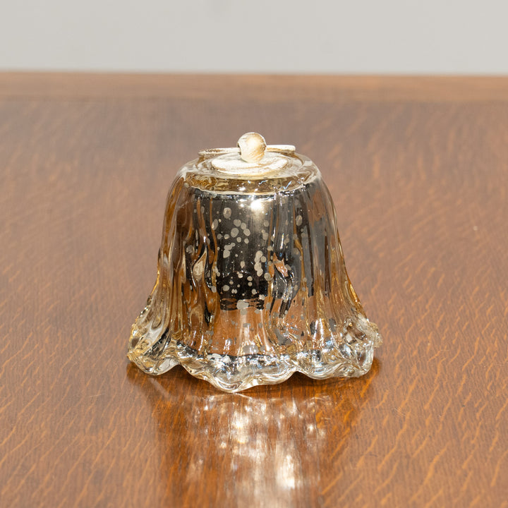 チューリップの形が可愛い LEDランプ シャンパン