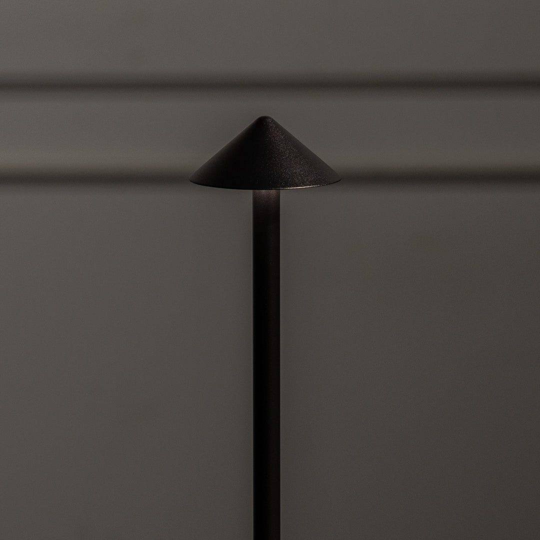 【SVELTE スヴェルト】小さな傘の様なトップが可愛らしい 充電式テーブルランプ BR