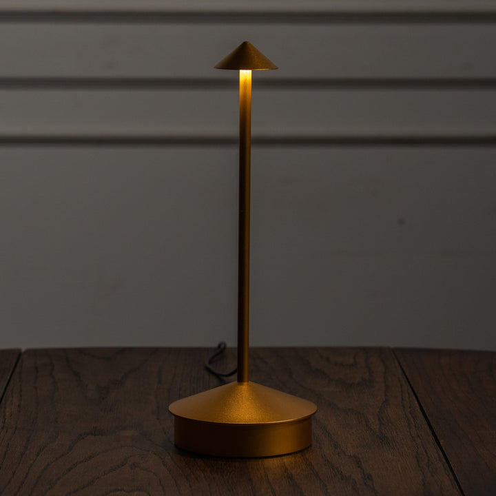 【SVELTE スヴェルト】小さな傘の様なトップが可愛らしい 充電式テーブルランプ GD